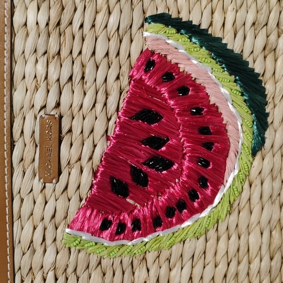 NWOT Michael Kors Malibu Straw Watermelon XL Zip Clutch - Picture 3 of 12